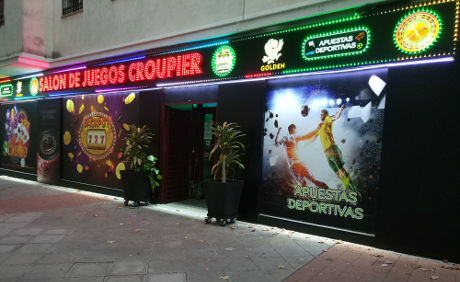 croupier